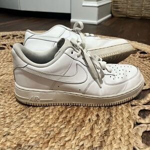 Nike Air Force 1 Triple White Casual Sneakers Size Women's 10 (315115-112)